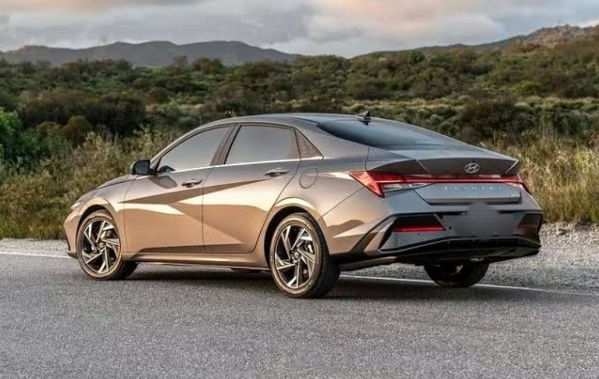 سيارات بمواصفات خارقة للخيال.. أفضل سيارات سيدان موديل 2024 من شركة إم جي MG