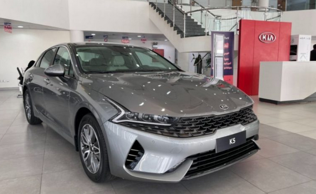 بأسعار تنافسية اجر سيارة واحصل علي 300 كم مجانا.. عروض تأجير السيارات بمناسبة رمضان 1445 في السعودية