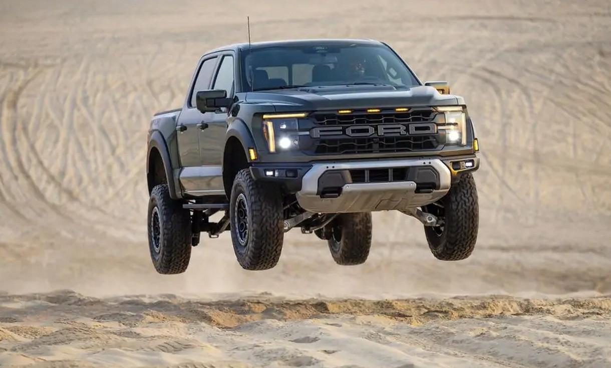 بدفع رباعي يقدر علي أي منطقة جبلية.. مواصفات سيارة فورد رابتور ford raptor 2024 بمميزات وإمكانيات مدهشة