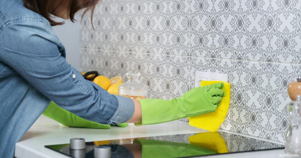 وداعاً للطرق التقليدية.. خلطة سحرية لتنظيف الحوائط من الدهون.. تعرفي عليها